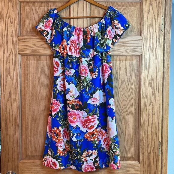 ROSE & OLIVE Ruffle Off The Shoulder Floral Print Dress - Picture 6 of 9